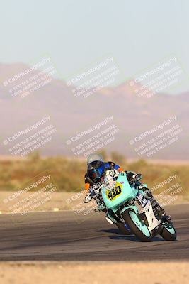 media/Jan-11-2025-CVMA (Sat) [[ddeb3f563a]]/Race 14-500-350 Supersport/